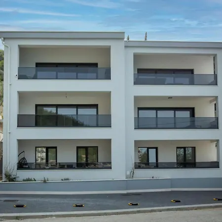 Apartman Leni -blace *